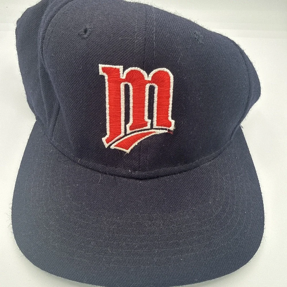 Vintage Minnesota Twins  6-7/8 small Hat Sports Specialties MLB Baseball 80s VTG